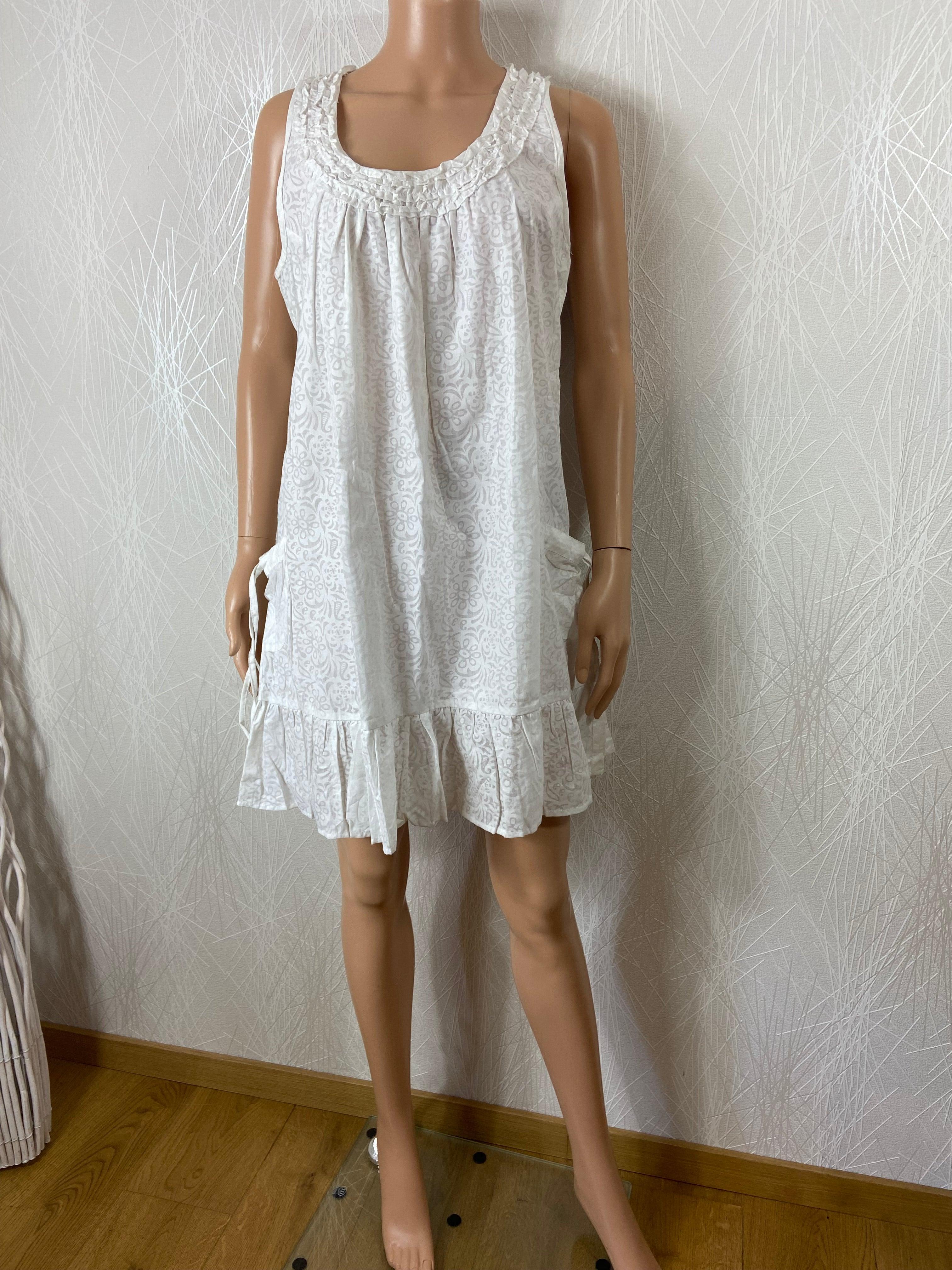 Robe coton blanche sans manches volant Aller Simplement - Offre-Unique