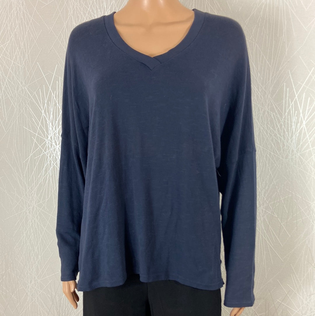 Pullover femme bleu marine mailles fines col V