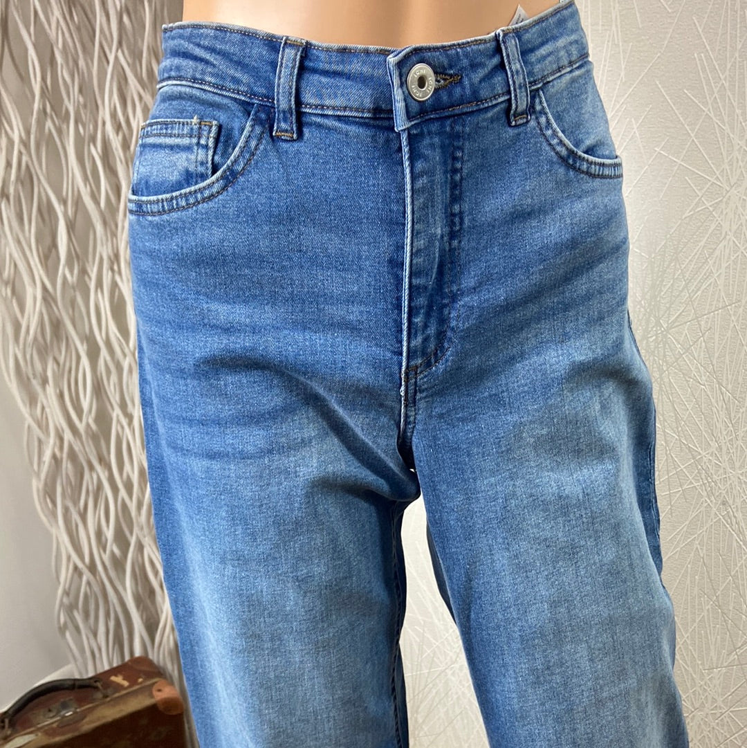 Jeans femme denim bleu légèrement délavé taille normale modèle Ihtwiggy Ichi