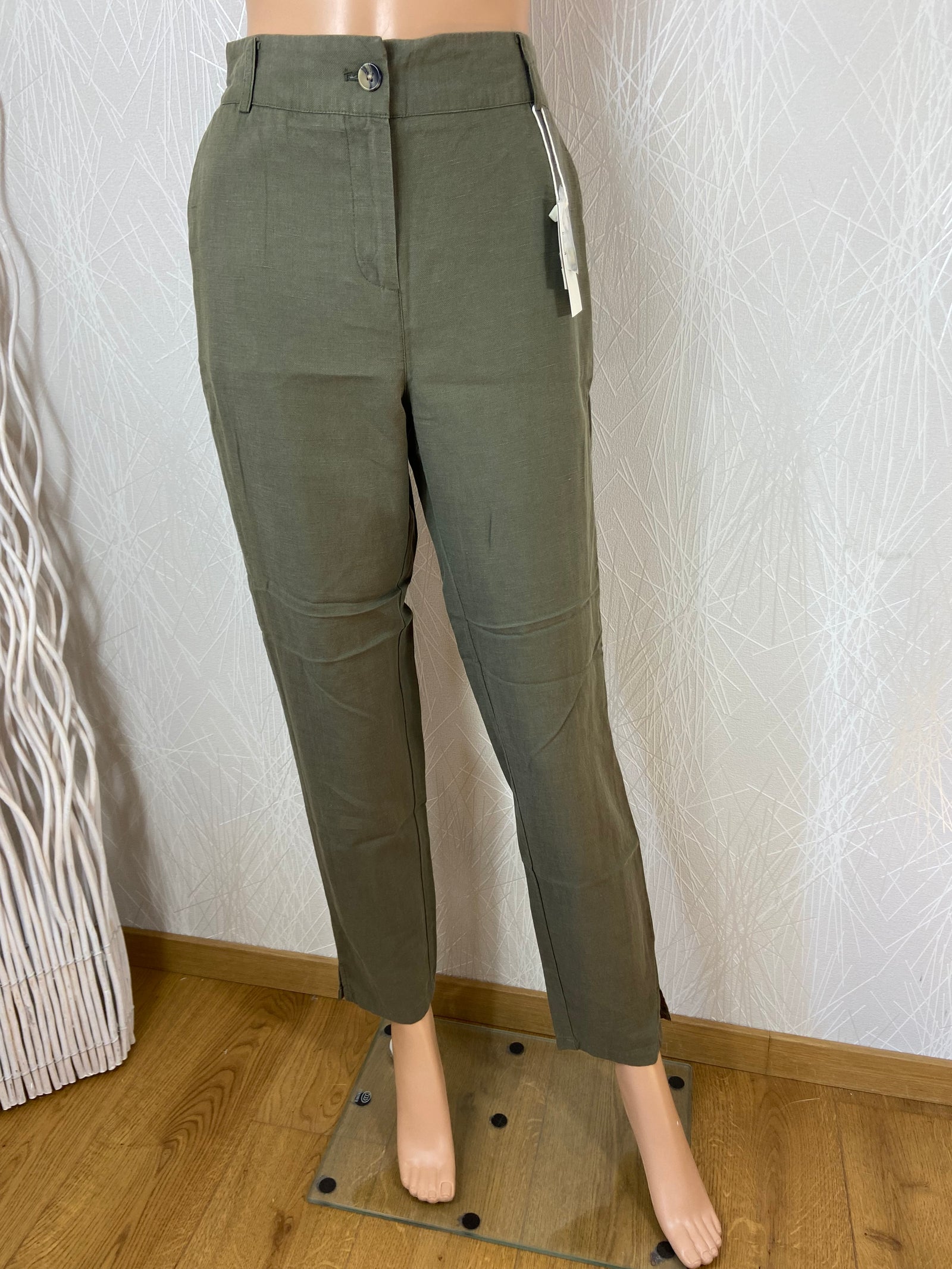 Pantalon en fibre naturelle kaki C’est Beau La Vie