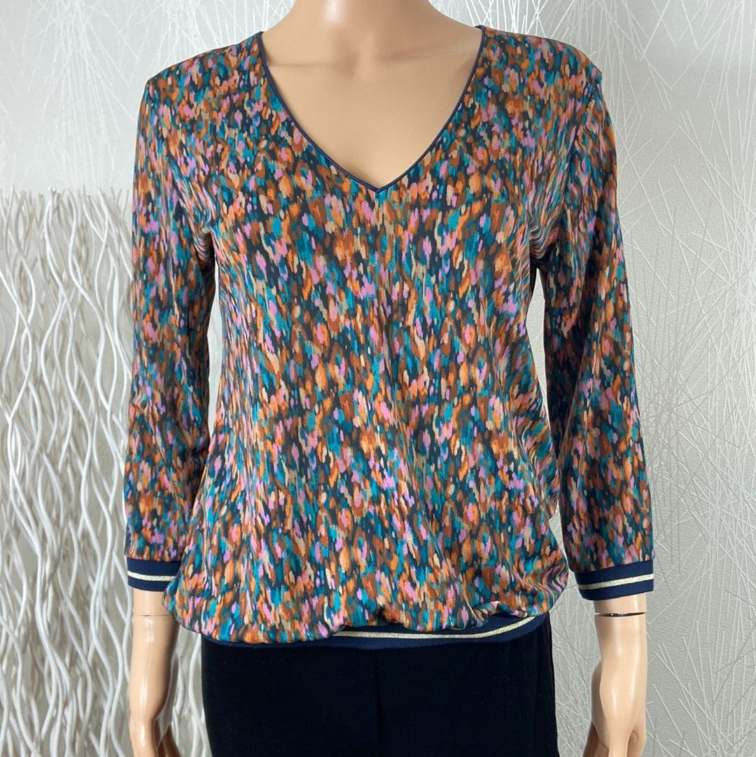 Blouse motifs rose bleu orange col V manches 3/4 elastique Le Singe de Julie - Offre-Unique