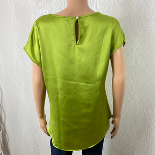 T-shirt satiné vert sans manches coupe droite Terra Di Siena