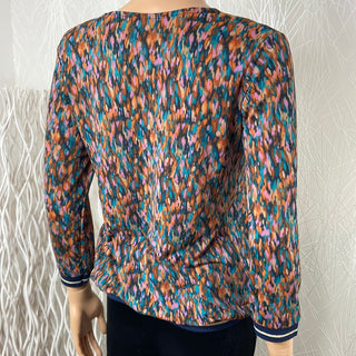 Blouse motifs rose bleu orange col V manches 3/4 elastique Le Singe de Julie