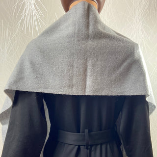 Écharpe foulard en laine grise avec franges Georges Rech