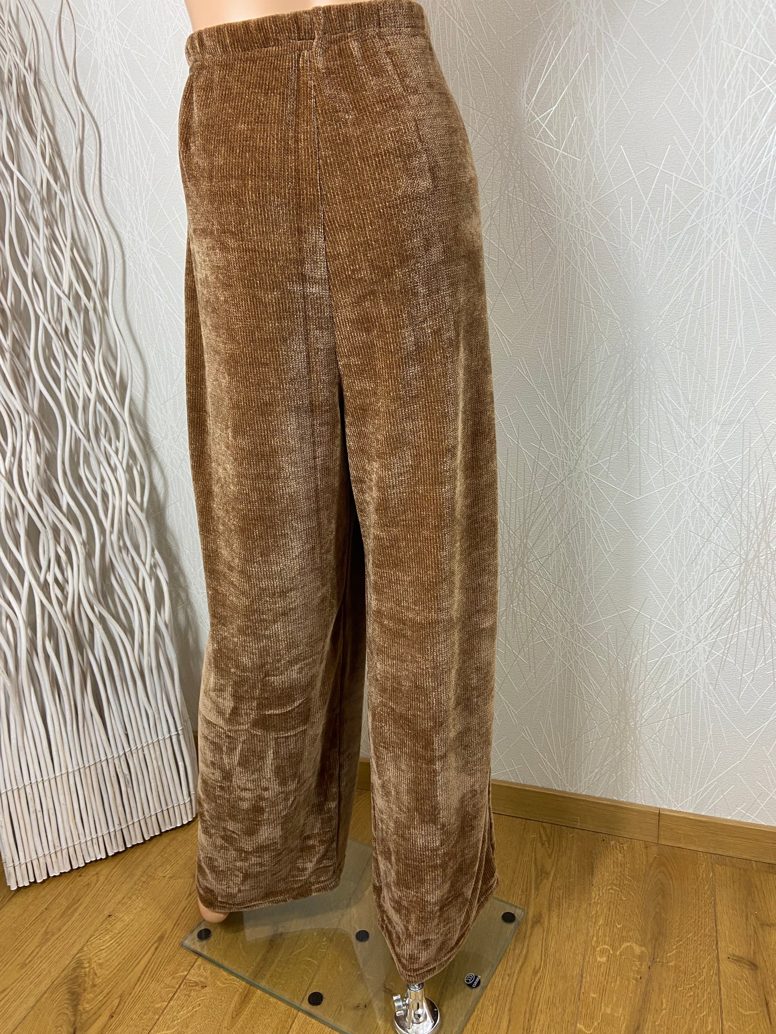 Pantalon marron velours côtelé fluide grande taille Edmond Boublil