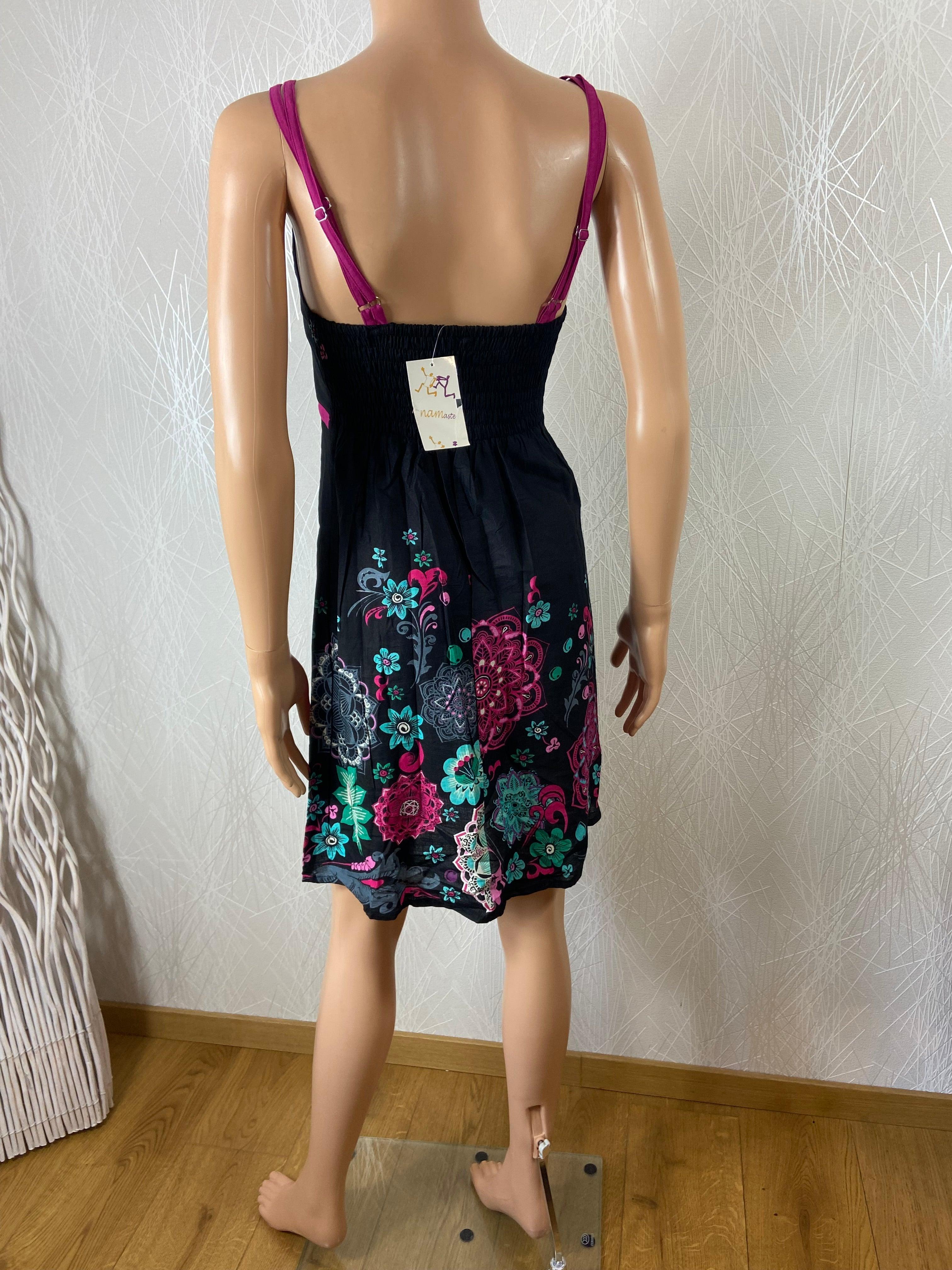 Robe à bretelles en coton noir motifs rose et turquoise smocks Namaste - Offre-Unique