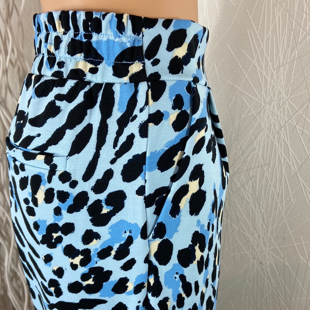 Pantalon femme 3/4 fluide tissu imprimé tigre bleu Ihkate Print Ichi - Offre-Unique