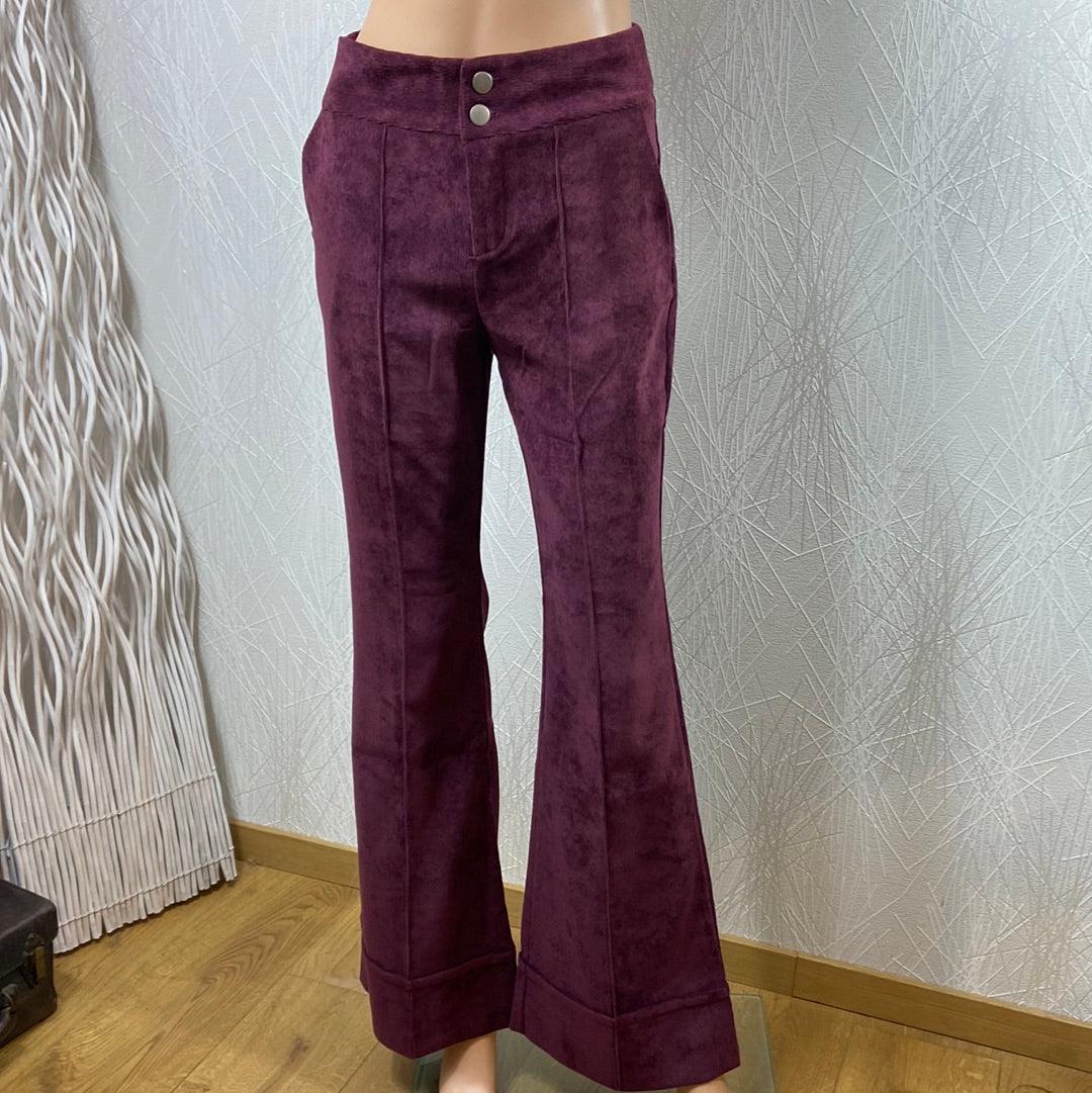 Pantalon violet en velours côtelé taille mi-haute flare pattes d’éléphant Osa - Offre-Unique