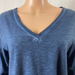 Top femme bleu marine manches longues col V Made In Italy