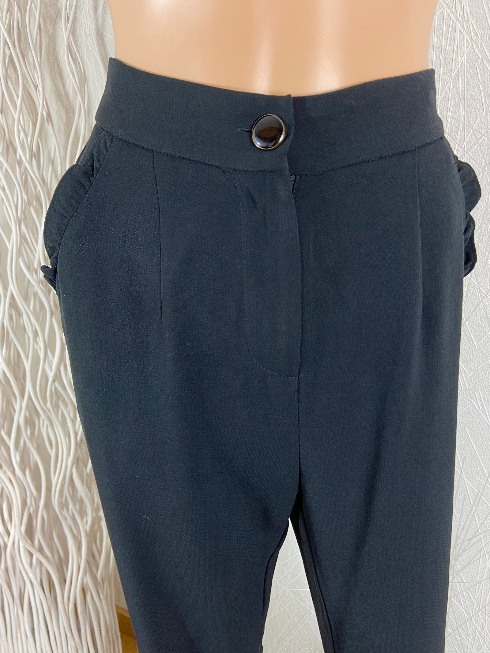 Pantalon noir habillé taille haute coupe droite La Petite Étoile