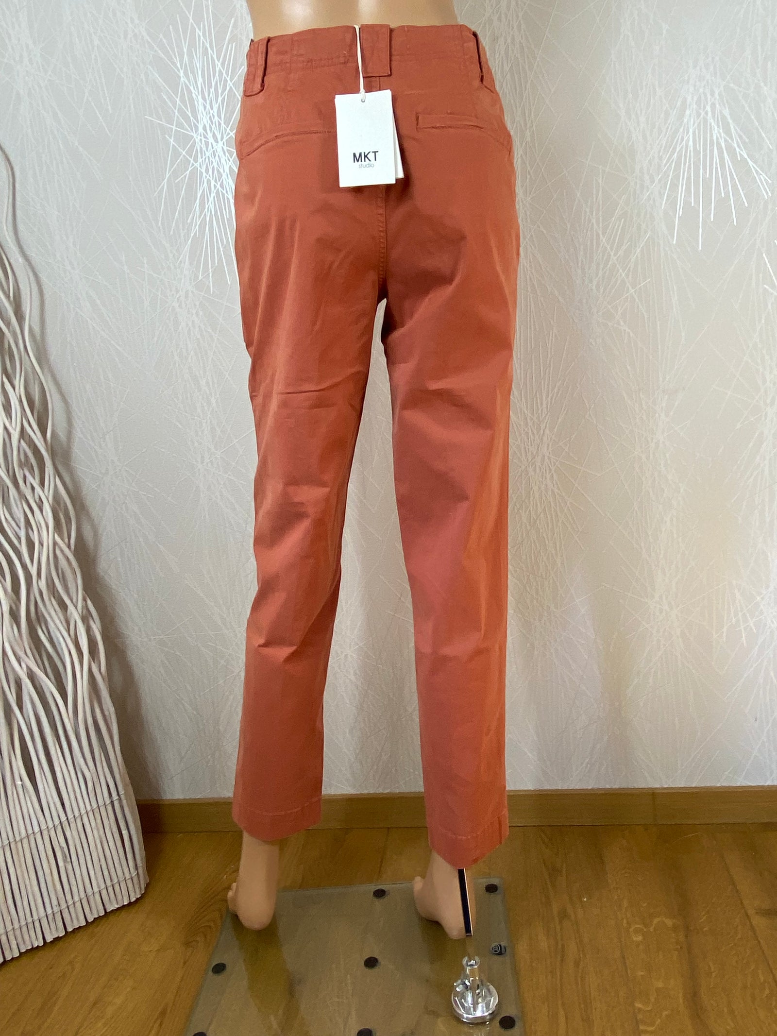 Pantalon brun en toile coupe droite MKT Studio