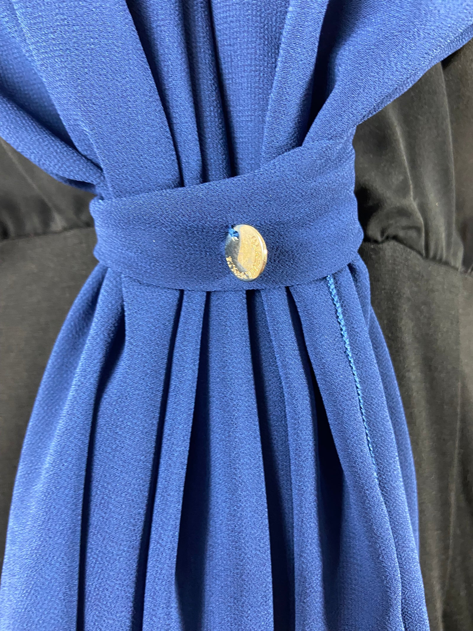 Écharpe cravate en voile bleu marine Rinascimento
