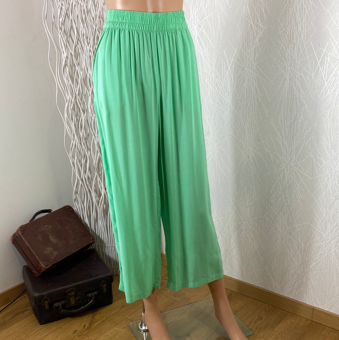 Pantalon vert ample fluide léger taille haute élastique Bymmjoella Crop B.Young