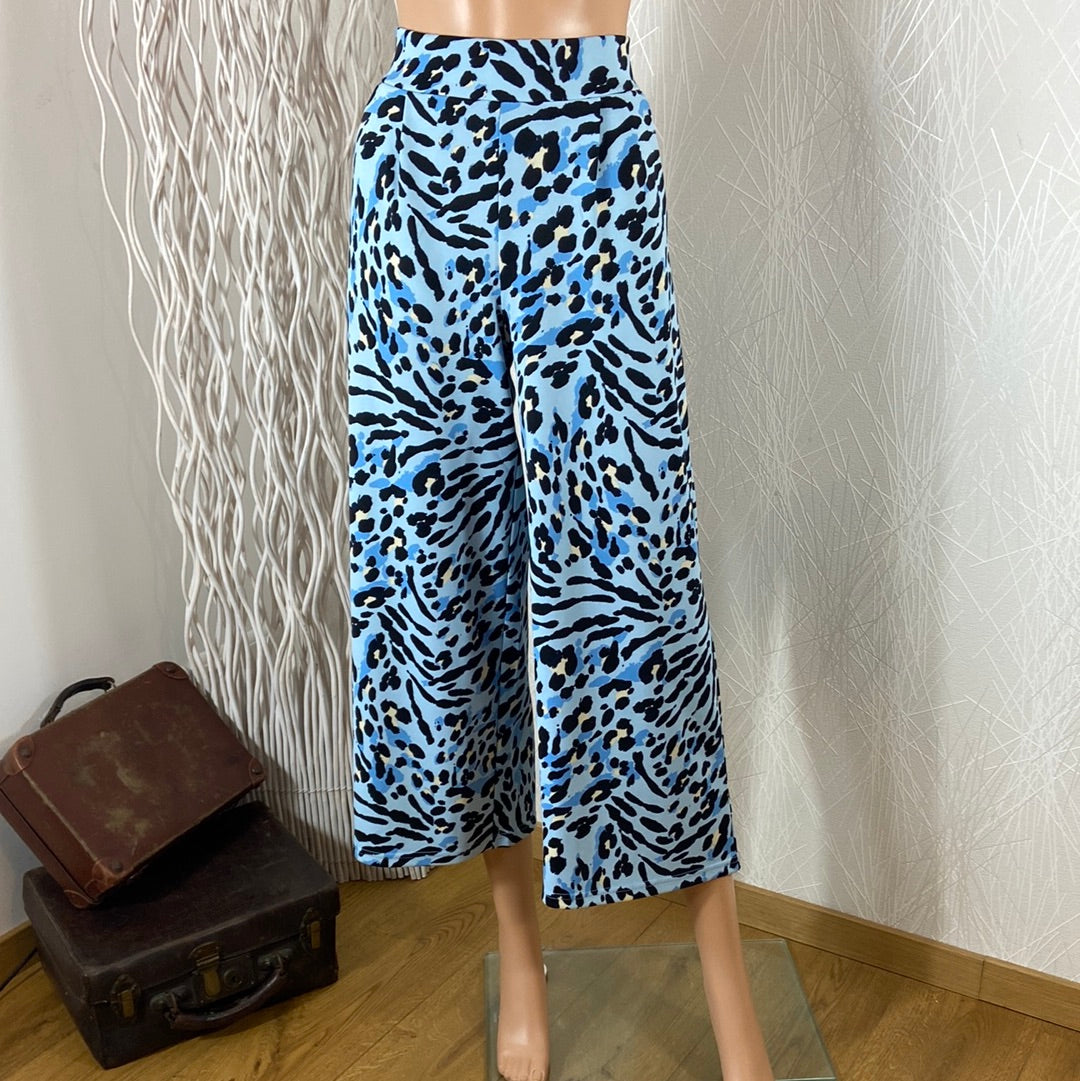 Pantalon femme 3/4 fluide tissu imprimé tigre bleu Ihkate Print Ichi