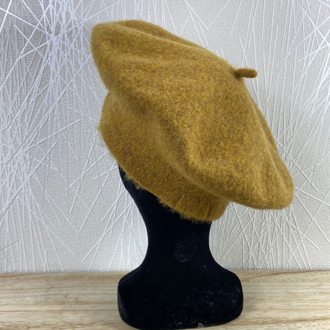 Béret jaune moutarde en laine Iaalice Ichi