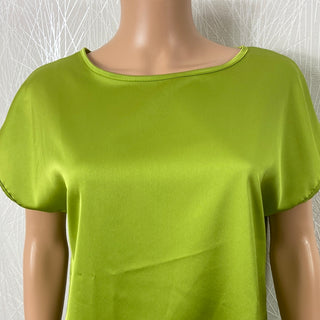 T-shirt satiné vert sans manches coupe droite Terra Di Siena