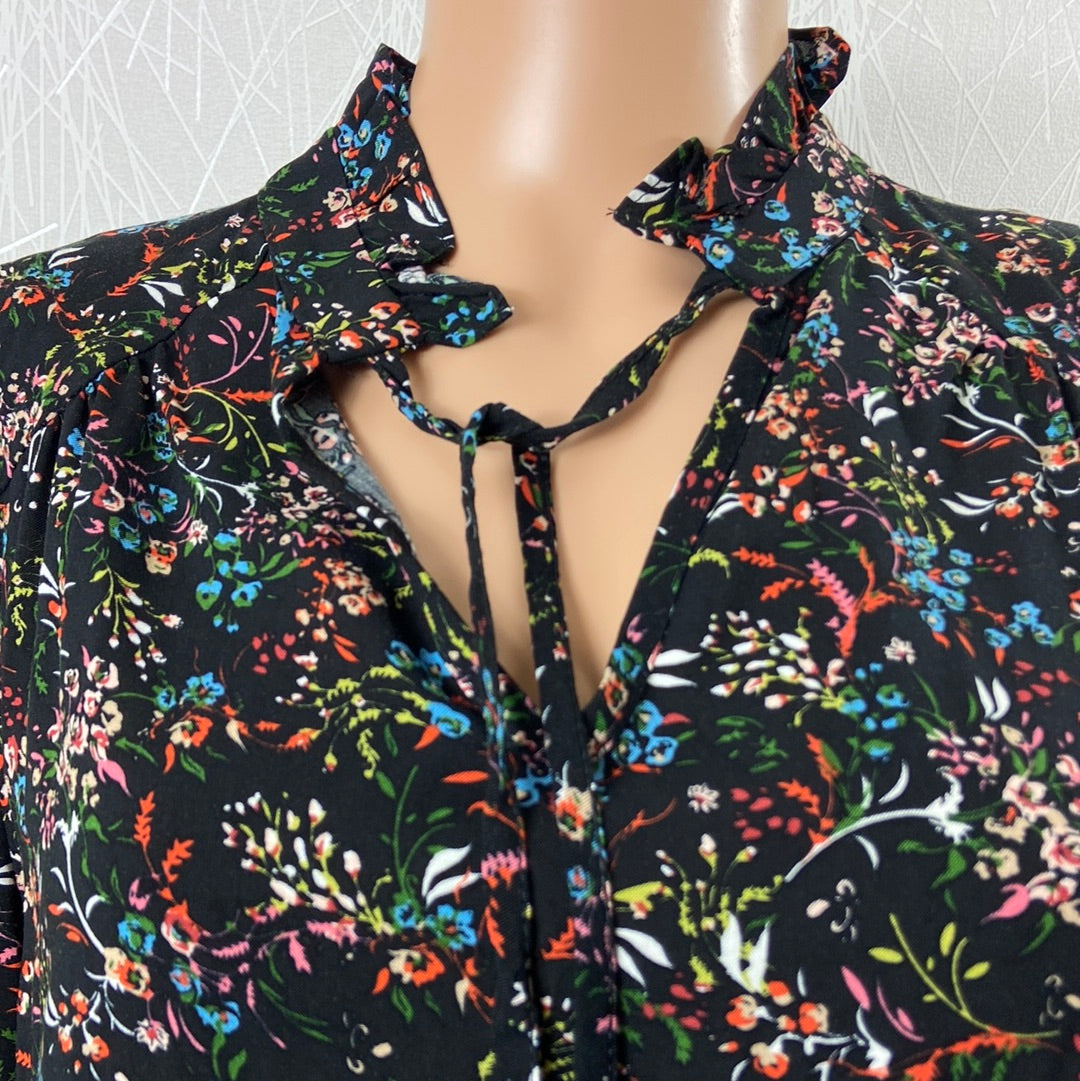 Blouse noire fleurie tissu fluide Les Petites Fleurs