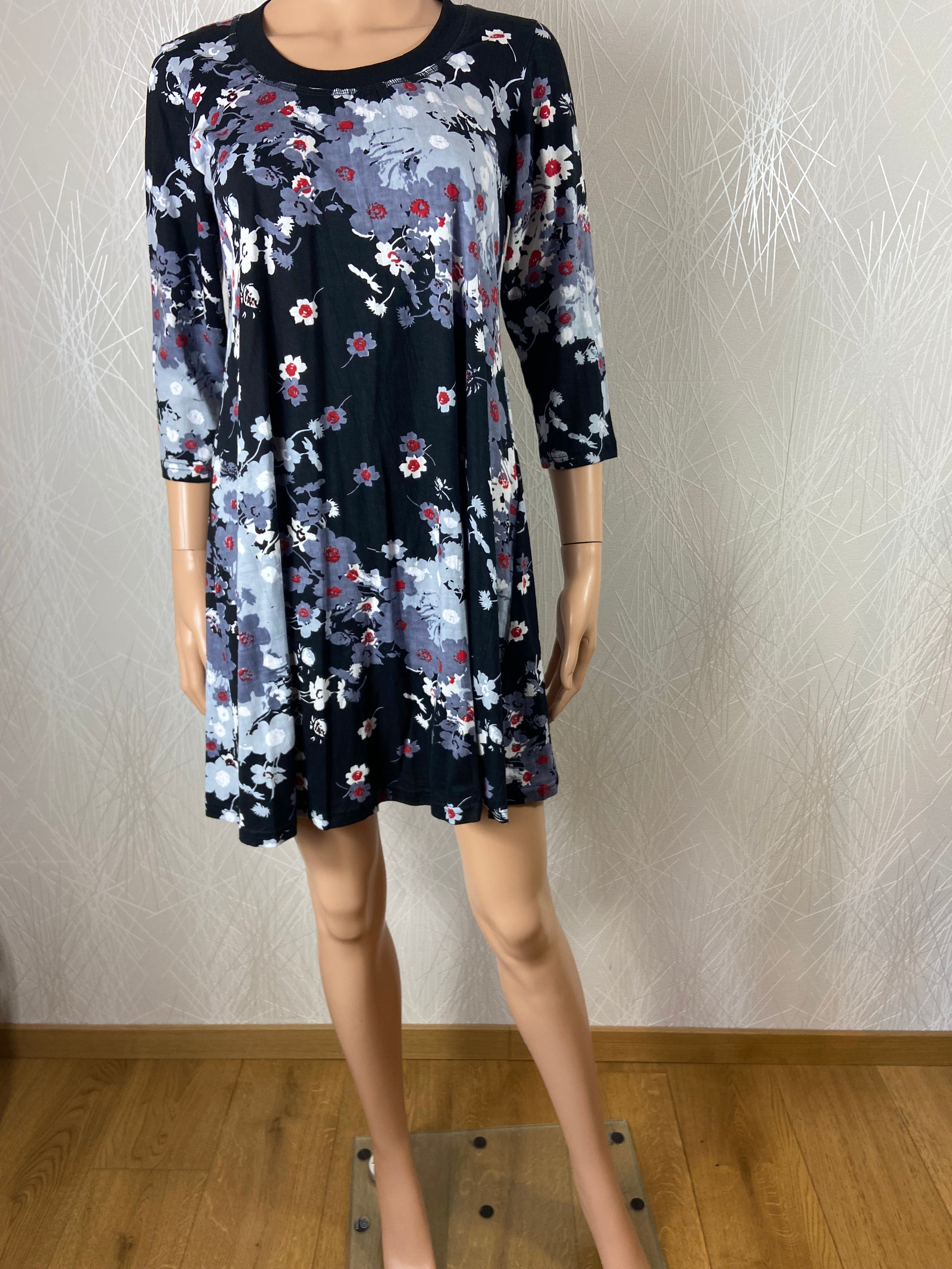 Robe noire en coton motifs fleuris manches 3/4 Aller Simplement