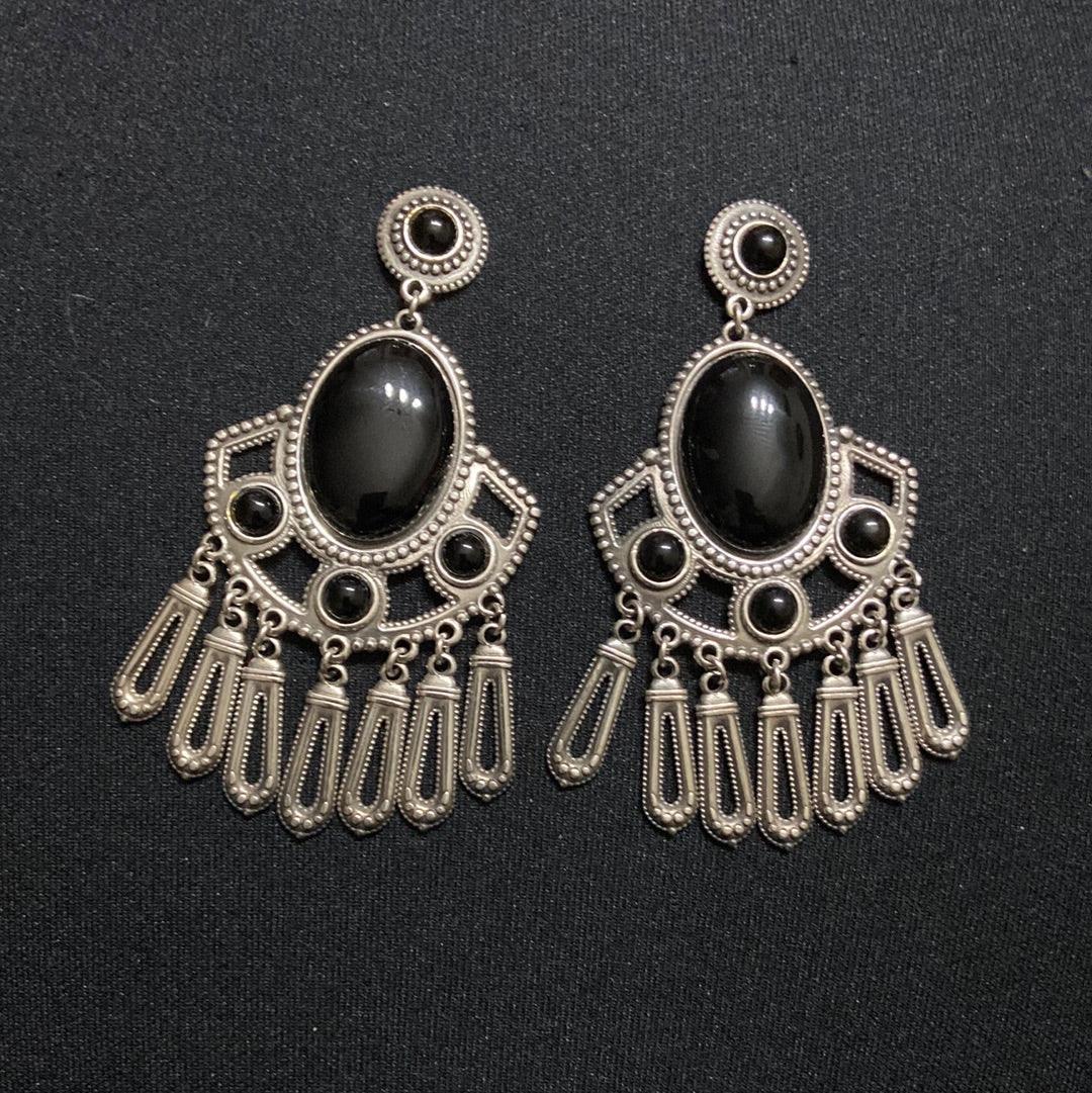 Boucles d’oreilles pendantes plaqué argent pierre semi-précieuse noire Shabada - Offre-Unique