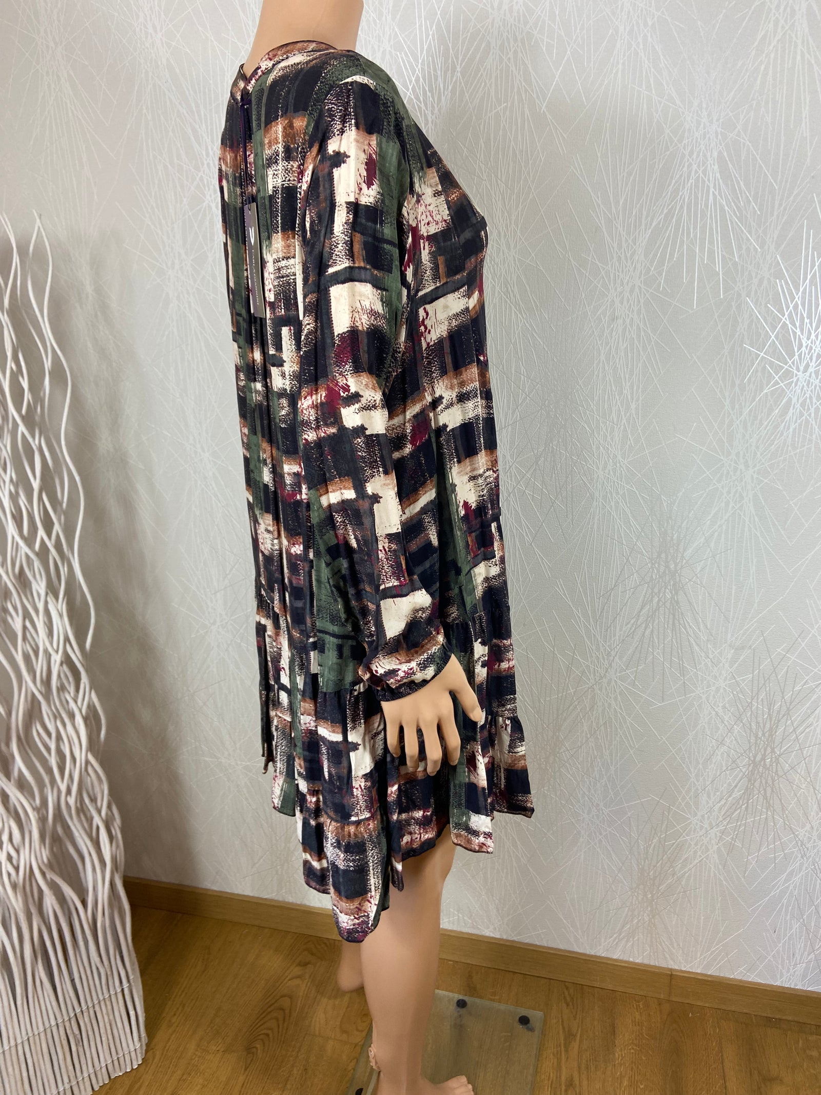 Robe courte multicolore à manches longues Carla Giannini