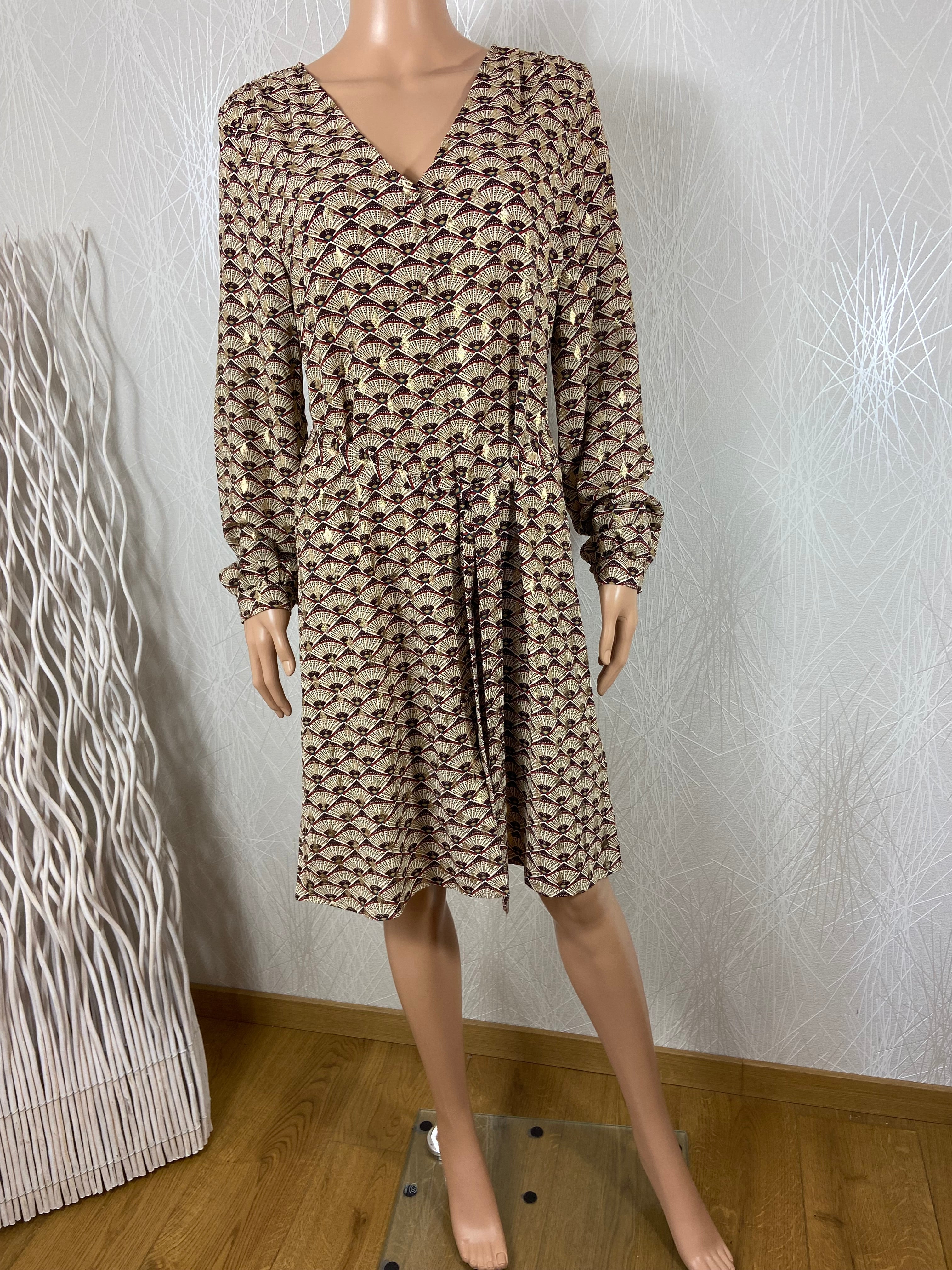 Robe courte cintrée manches longues imprimé géométrique vanille et or Deeluxe