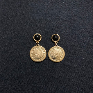 Boucles d’oreilles pendantes plaqué or pierre noire Shabada