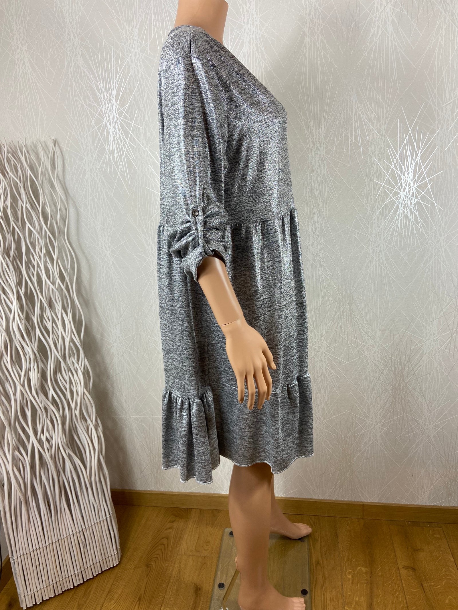 Robe plissée gris argenté manches longues grande taille Made In Italy