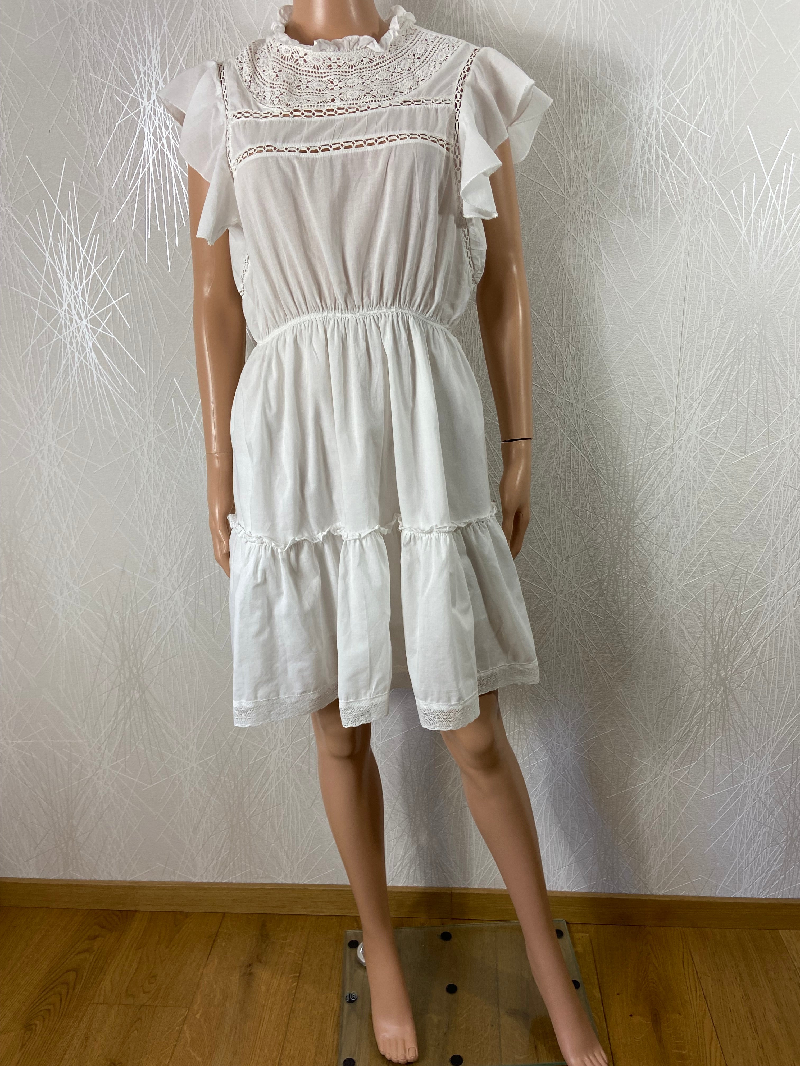 Robe blanche en coton sans manches broderie volants Drôle de Copine