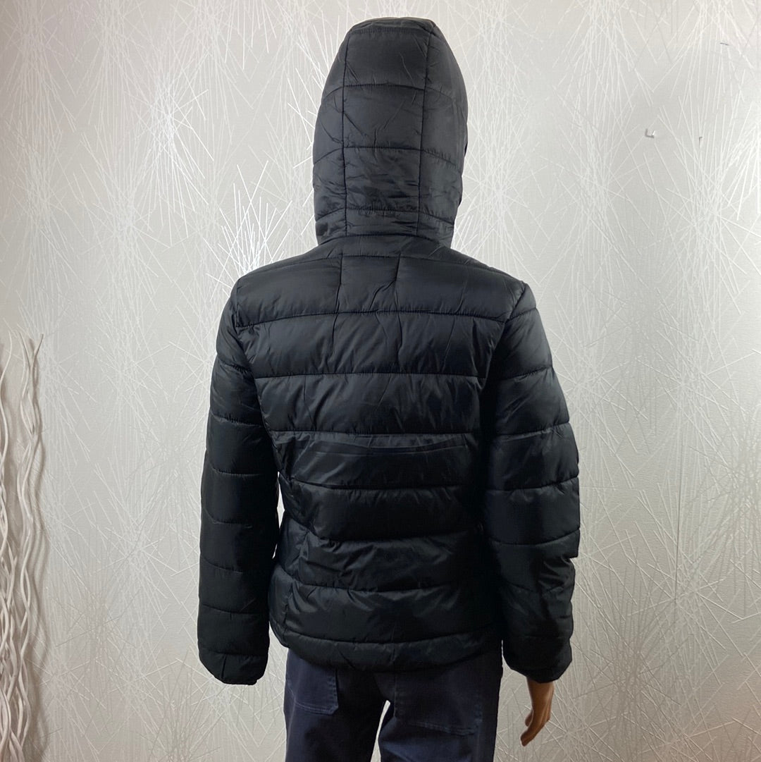 Manteau veste matelassé veste doudoune à capuche noire modèle Bybelena Jacket B.Young