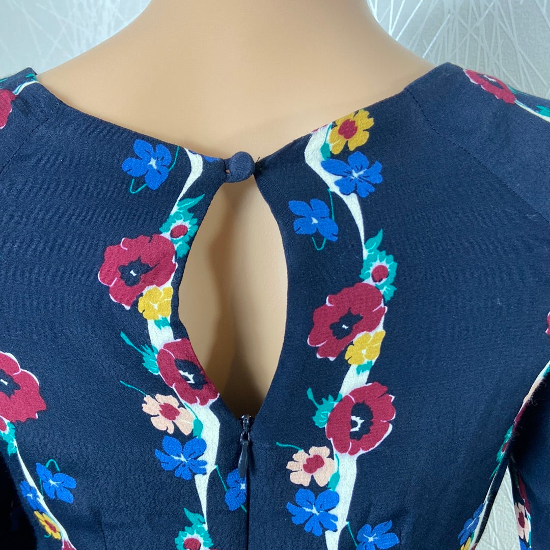 Robe midi doublée à manches longues bleu marine à motifs fleuris Emilyandfin