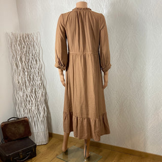 Robe midi marron manches 3/4 volant modèle Viviane Vintage Love