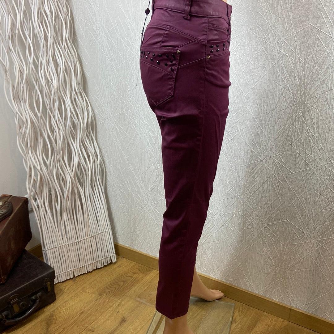 Pantalon enduit taille haute 7/8 ajusté rouge prune avec strass Bréal - Offre-Unique