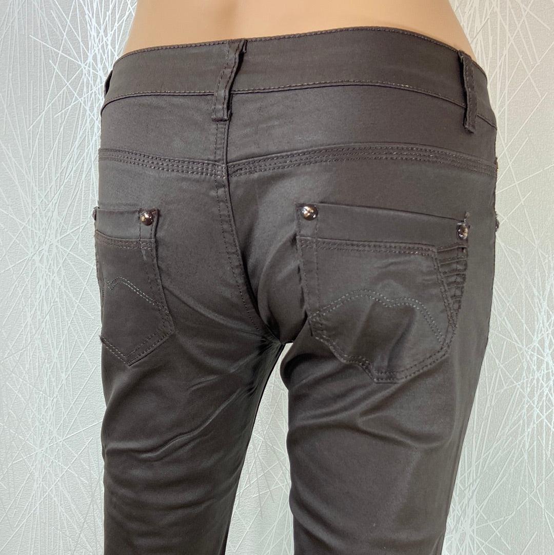 Pantalon coton enduit couleur marron taille normale jambes évasées Just One - Offre-Unique