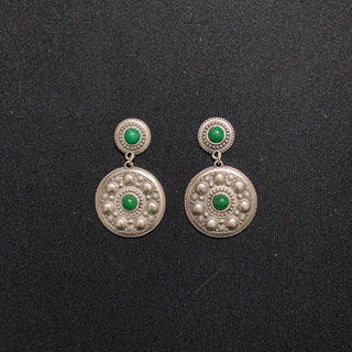 Boucles d’oreilles pendantes ronde plaqué argent pierre verte Shabada