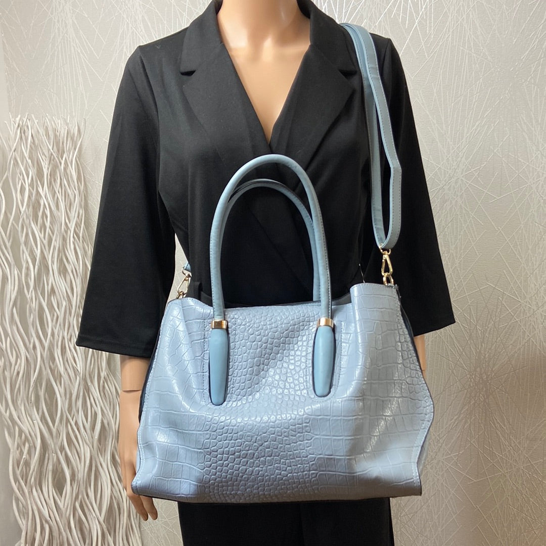 Sac à main bleu avec bandoulière + pochette assortie