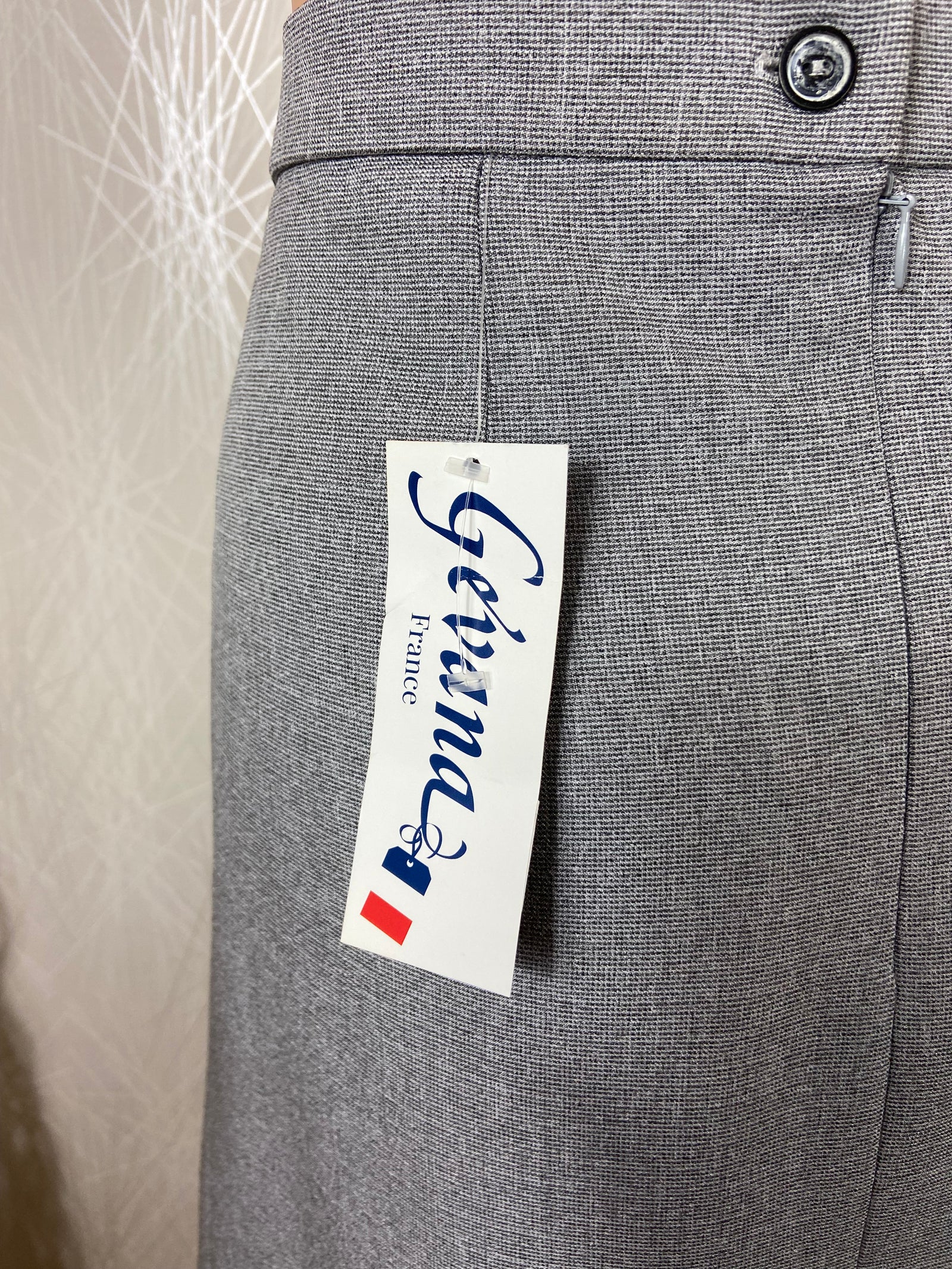 Tailleur gris veste jupe fendue fabrication française Gévana