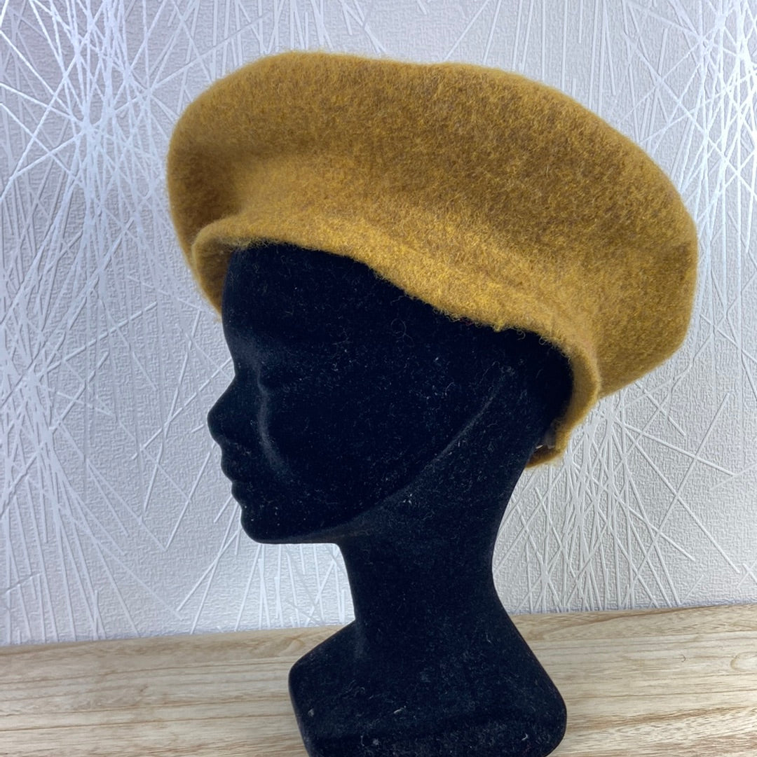 Béret jaune moutarde en laine Iaalice Ichi