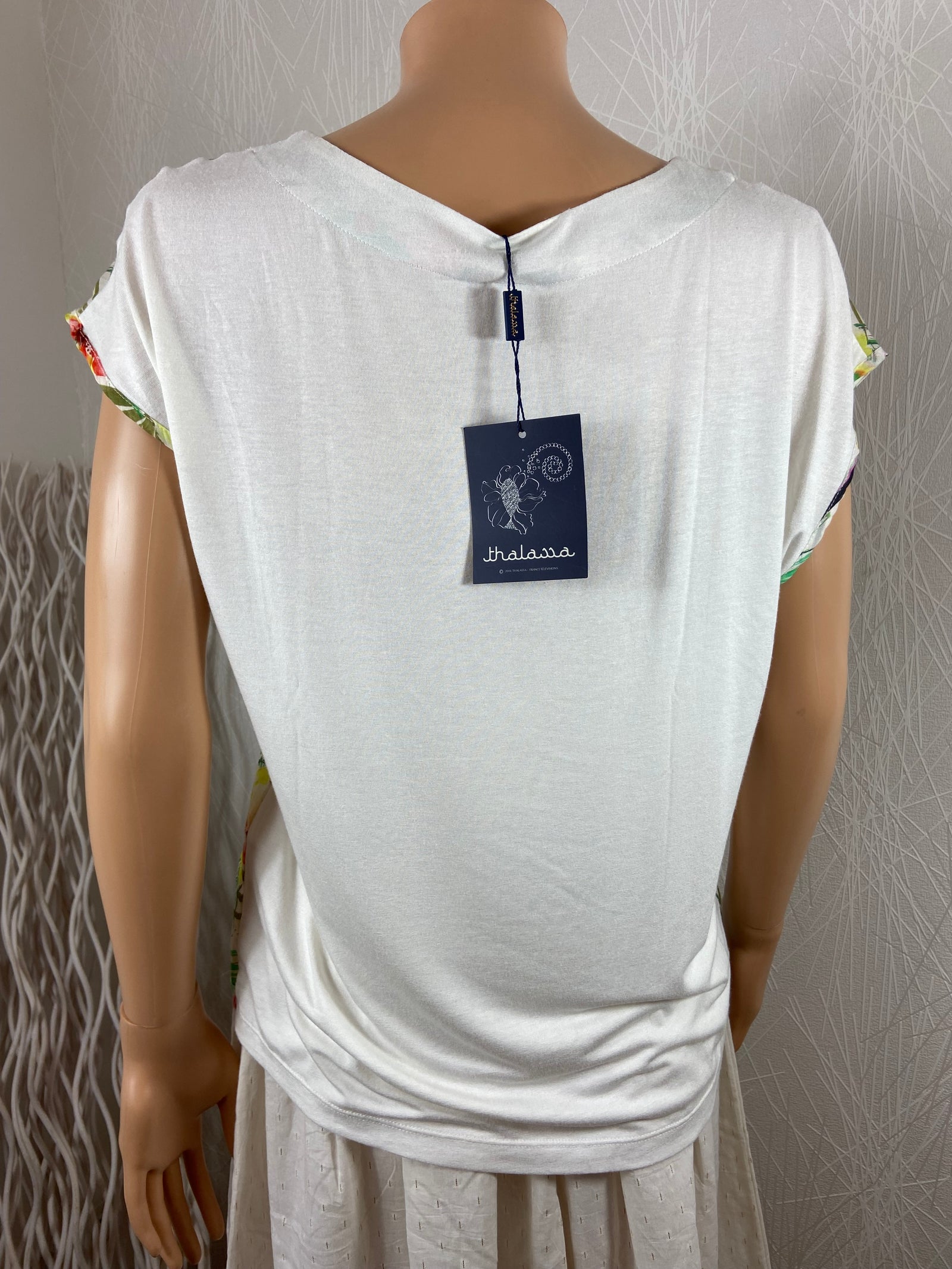 T-shirt sans manches beige à dentelle Katmaï