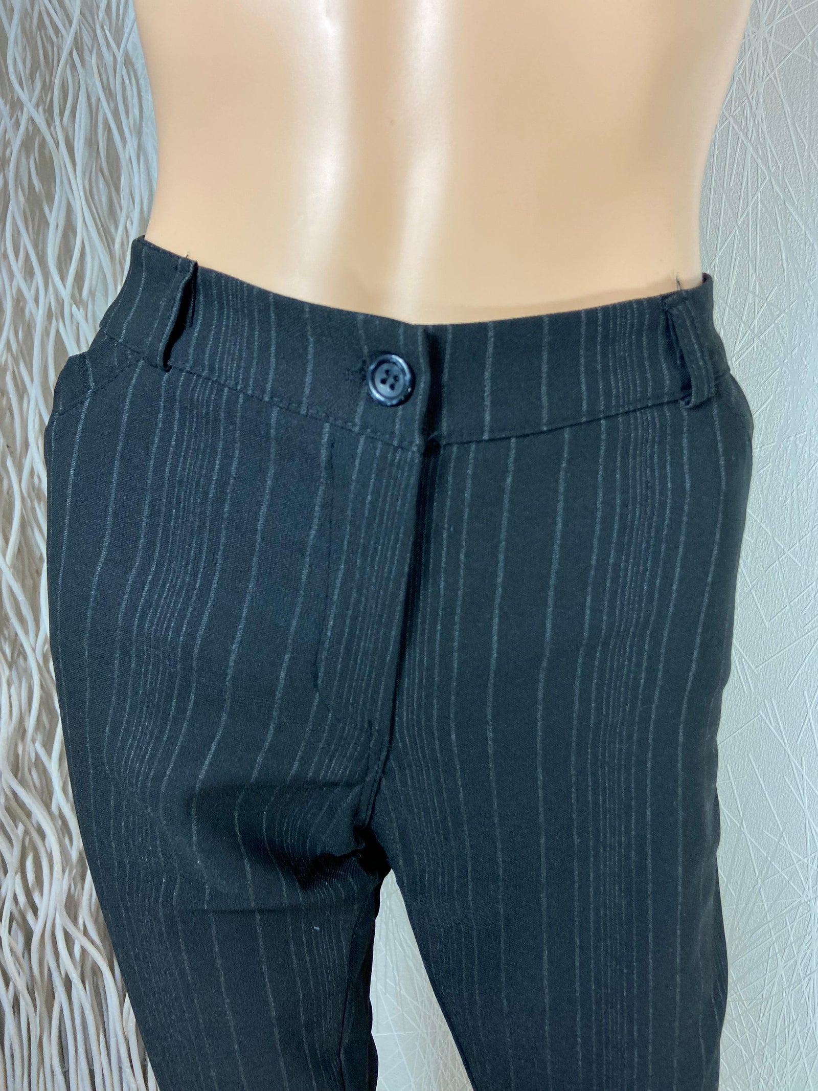 Pantalon noir à rayures grise Made In Italy