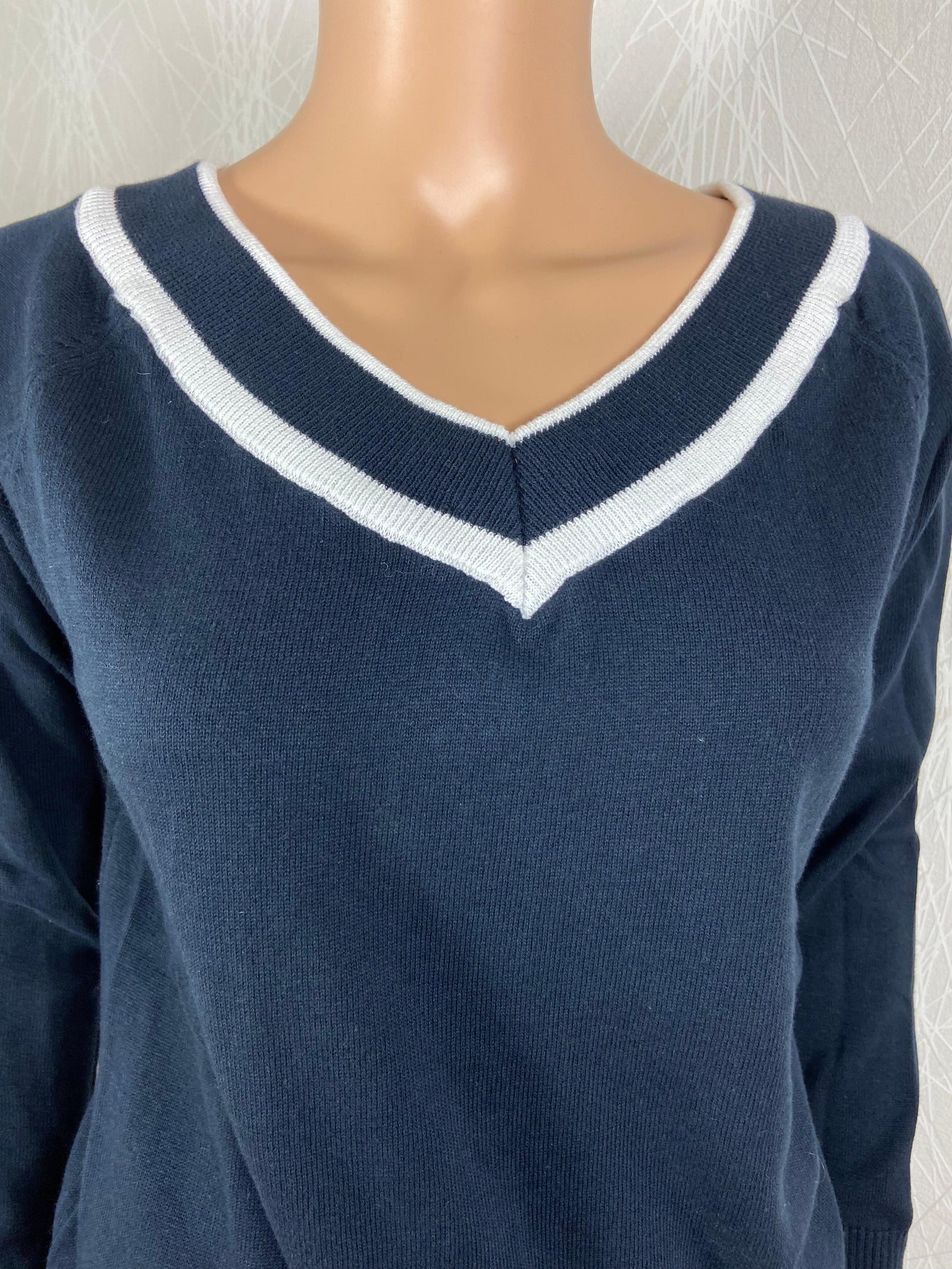 Pullover coton bleu marine col V modèle Imandra Rue de la Marine - Offre-Unique