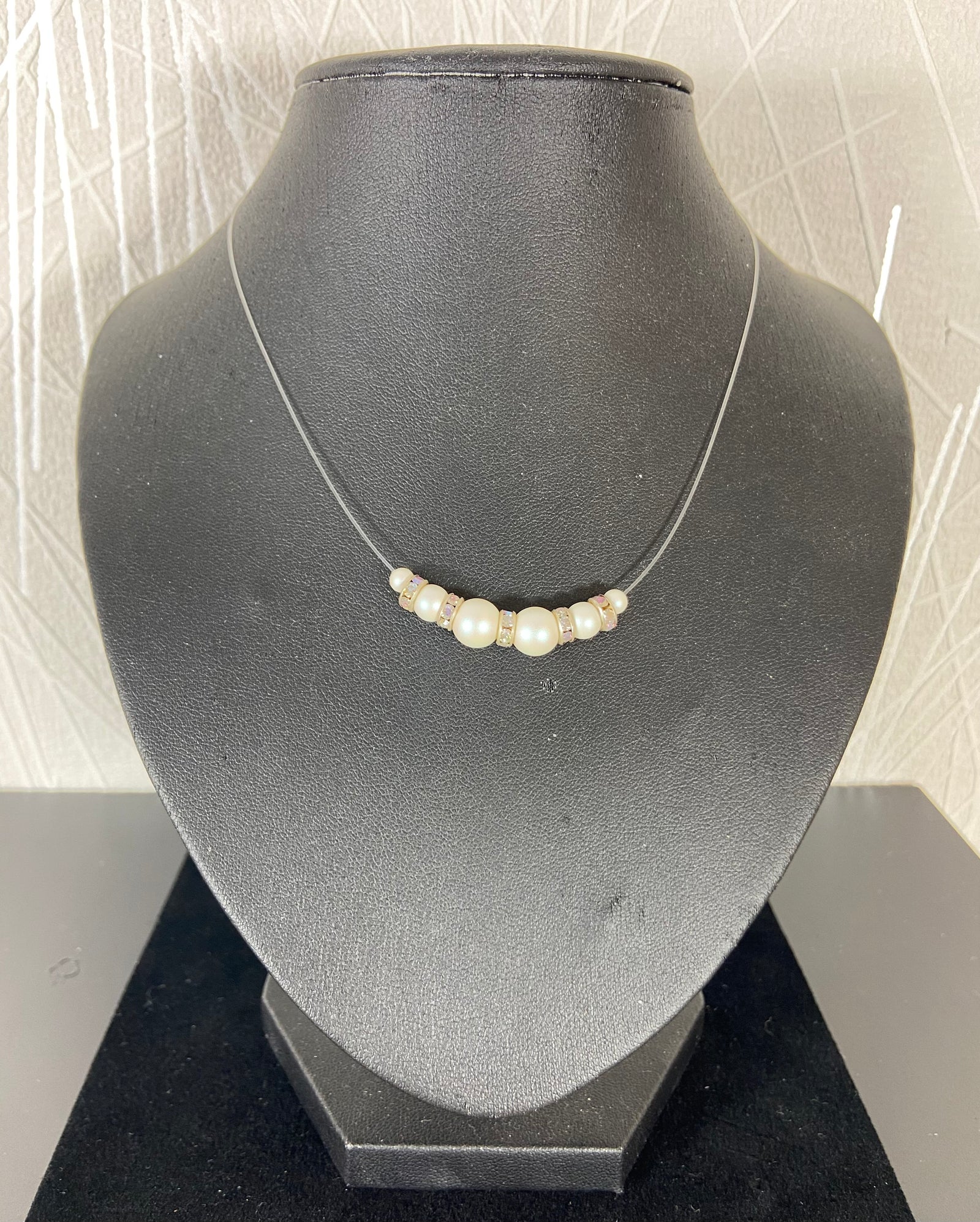 Collier perles pour ceremonie