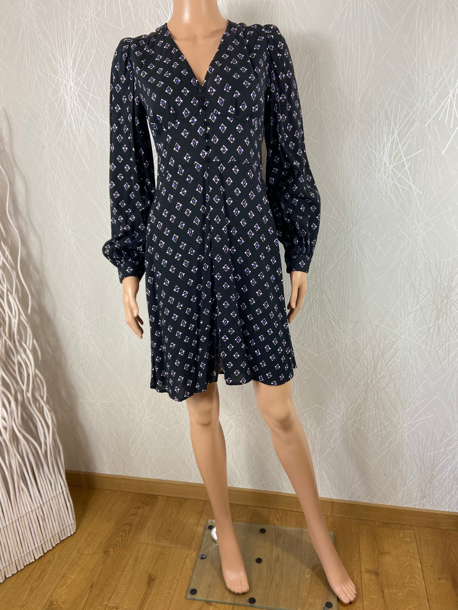 Robe noire légère manches longues modèle Molly An’ge