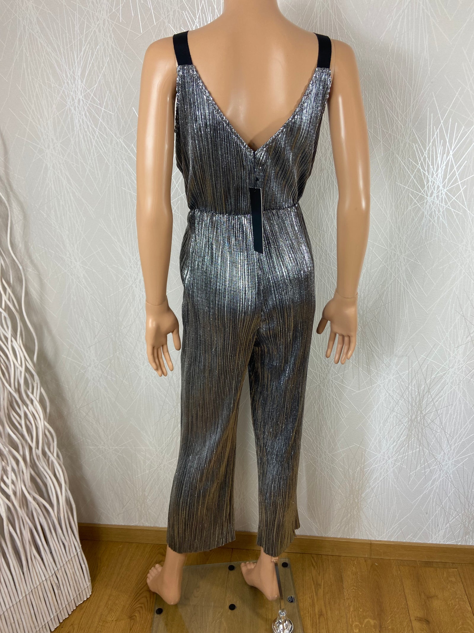 Combinaison à bretelles pantalon argenté dos nu Eight