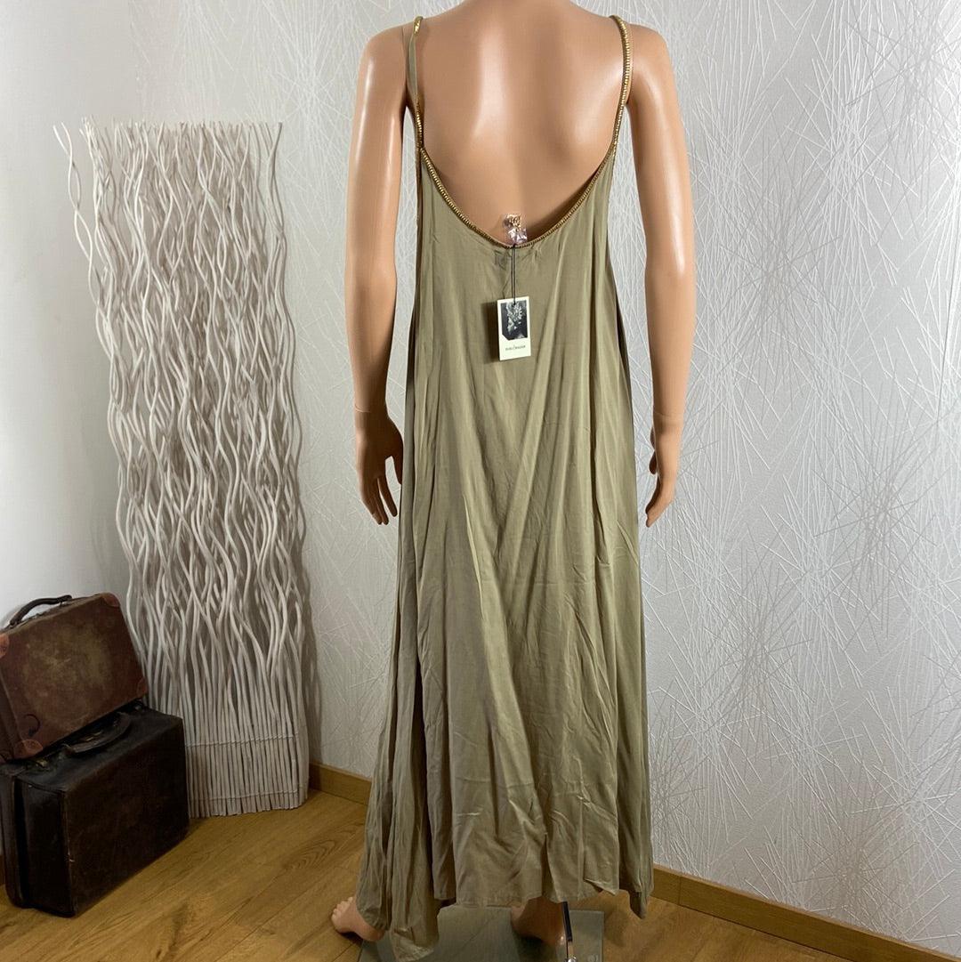 Robe longue à bretelles avec perles dorées modèle Jasmine Suku Bazar - Offre-Unique