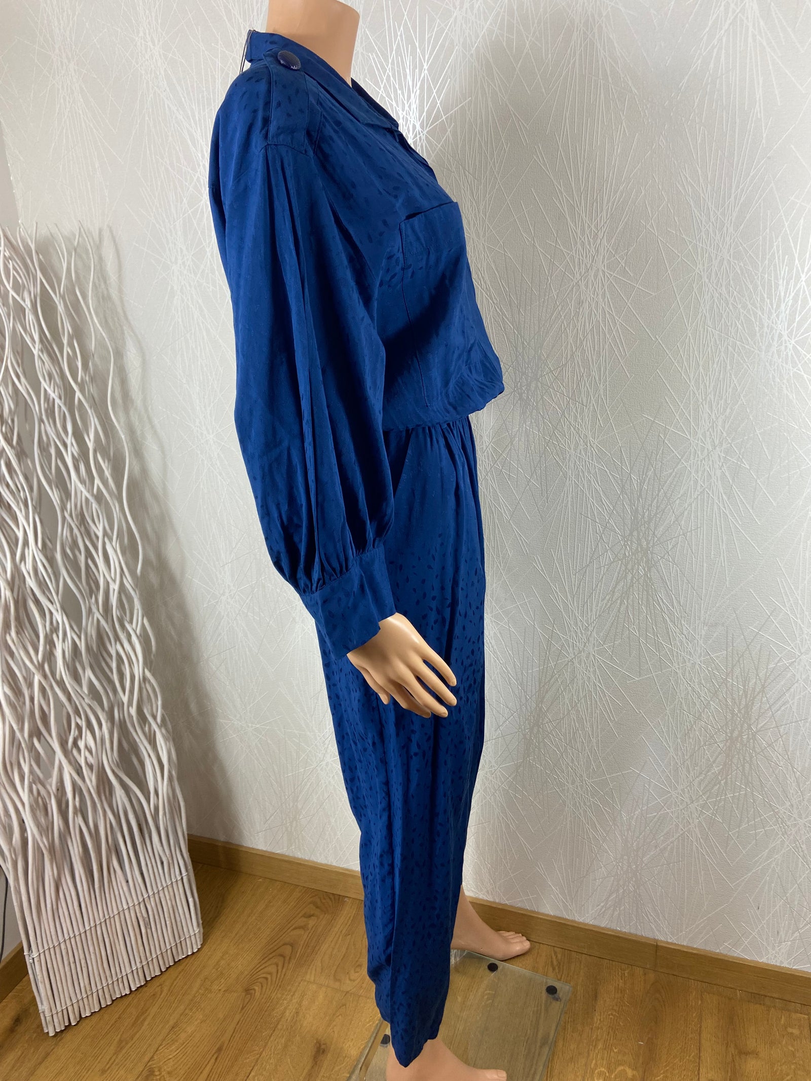 Combinaison pantalon bleu marine manches longue modèle Jude Jane Wood