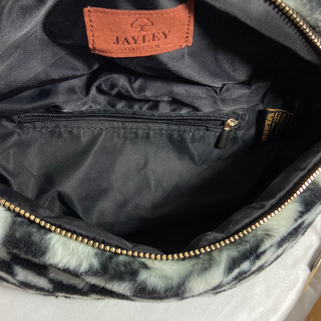 Sac banane en fourrure synthétique à carreaux noir et blanc Jayley