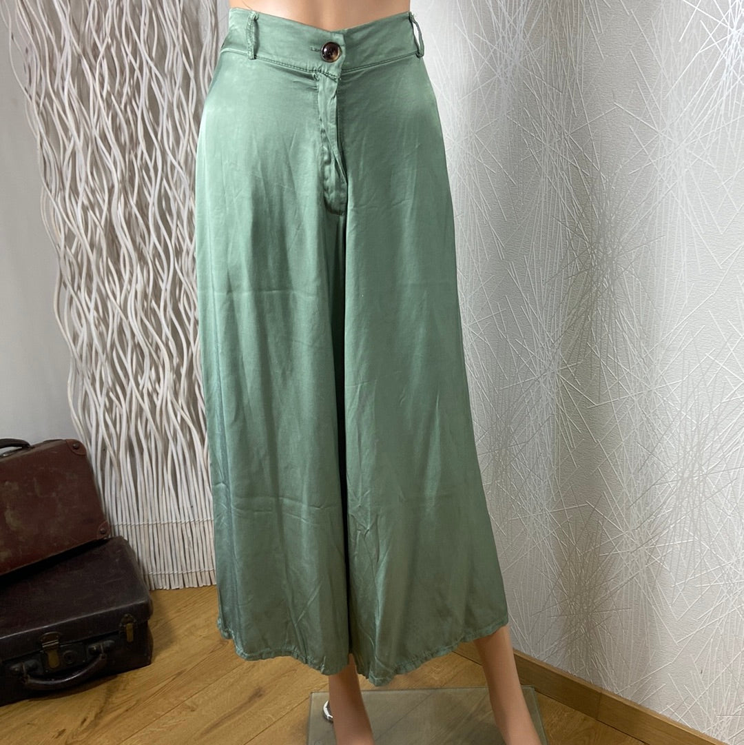 Jupe culotte verte 7/8 taille haute élastique jambes larges Celina