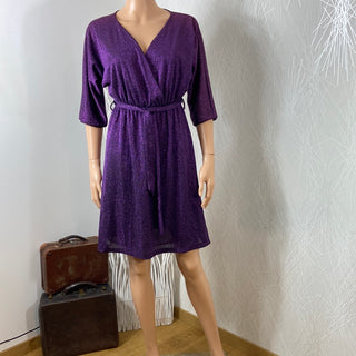 robe de soirée brillante et violet 