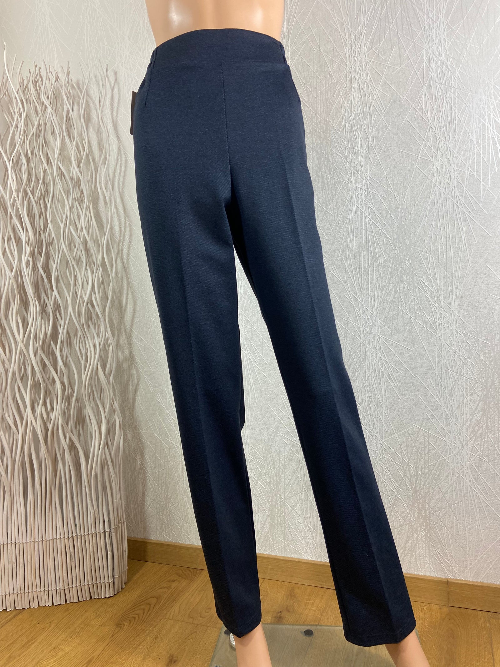 Pantalon style habillé bleu marine femme taille haute élastique Gévana