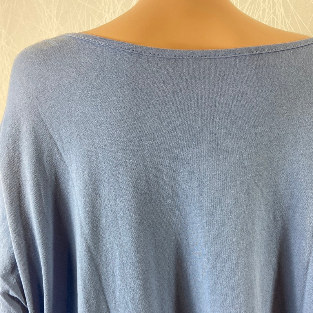 Blouse satinée asymétrique col bateau Made In Italy